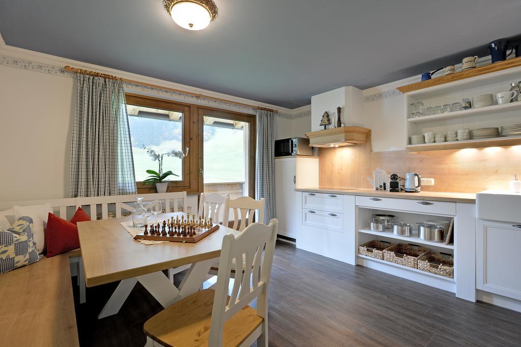 Landhaus Kumbichl Mayrhofen Room photo