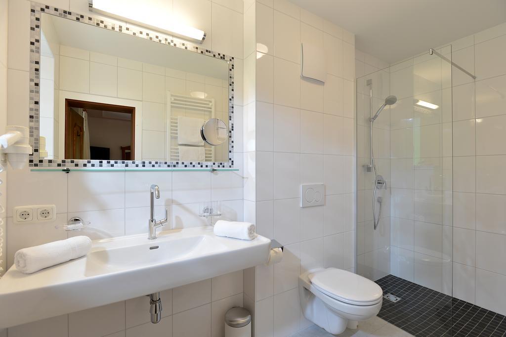 Landhaus Kumbichl Mayrhofen Room photo